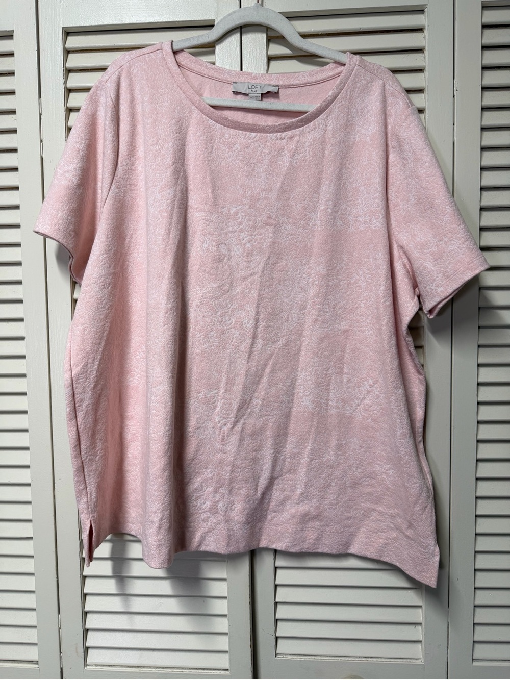 NWOT LOFT Pink Short-Sleeve Textured Tee